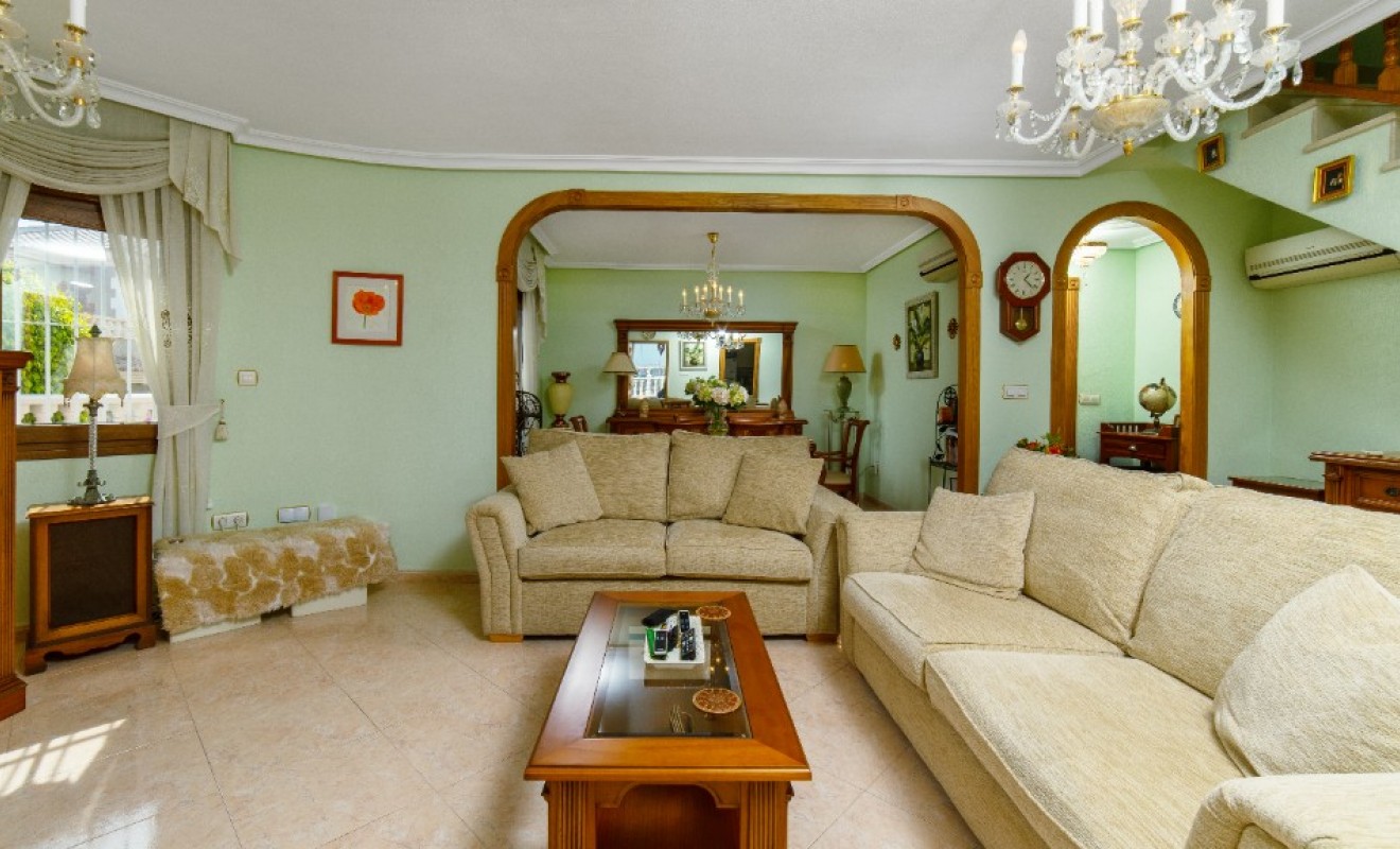 Revente - Villa - Torrevieja - Los altos