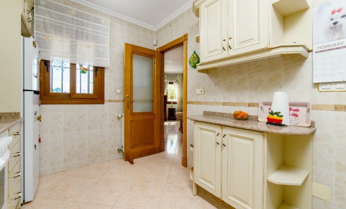 Revente - Villa - Torrevieja - Los altos