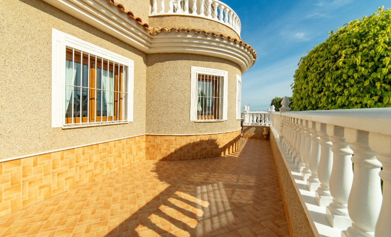 Revente - Villa - Torrevieja - Los altos