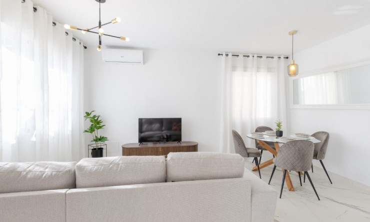 Sale - Villa - Orihuela Costa - Villamartín