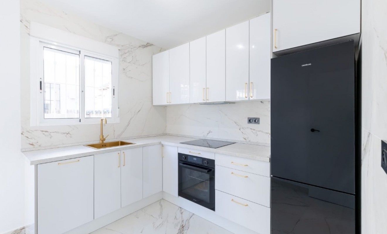 Sale - Villa - Orihuela Costa - Villamartín