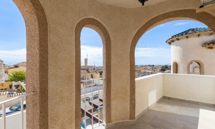 Sale - Villa - Orihuela Costa - Villamartín