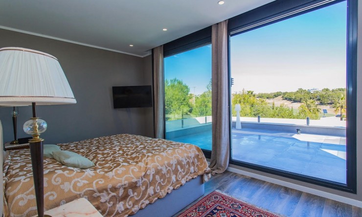 Sale - Villa - Las Colinas - Las Colinas Golf