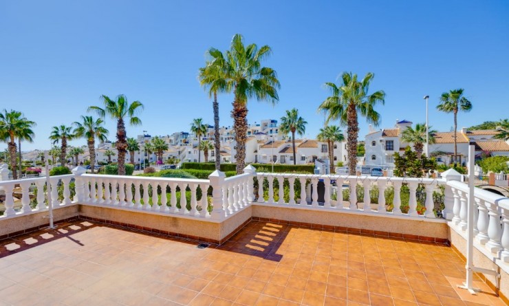 Wederverkoop - Villa - Orihuela Costa - La Zenia