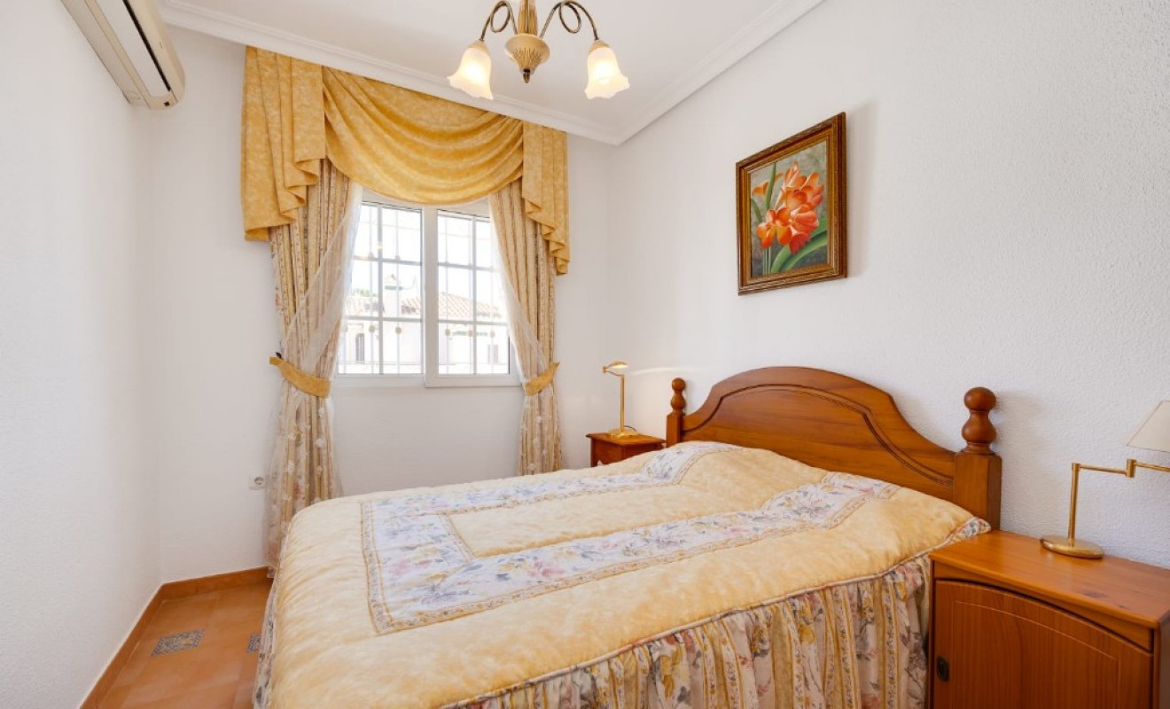 Wederverkoop - Villa - Orihuela Costa - La Zenia