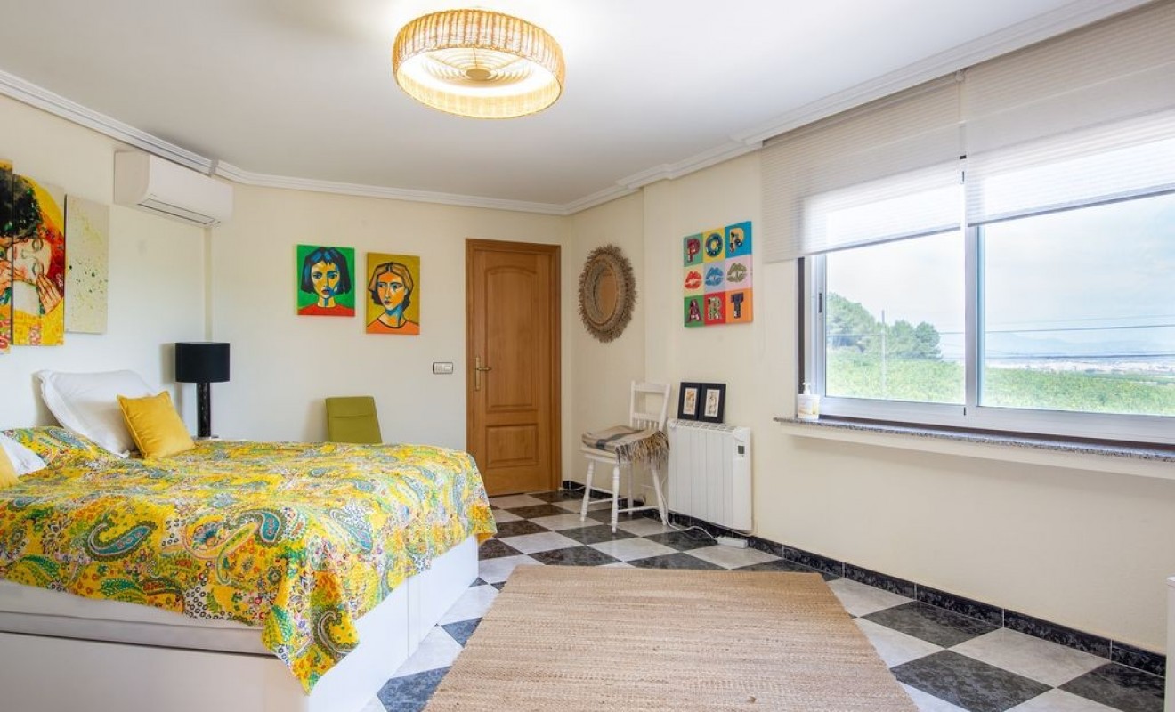 Sale - Villa - Algorfa