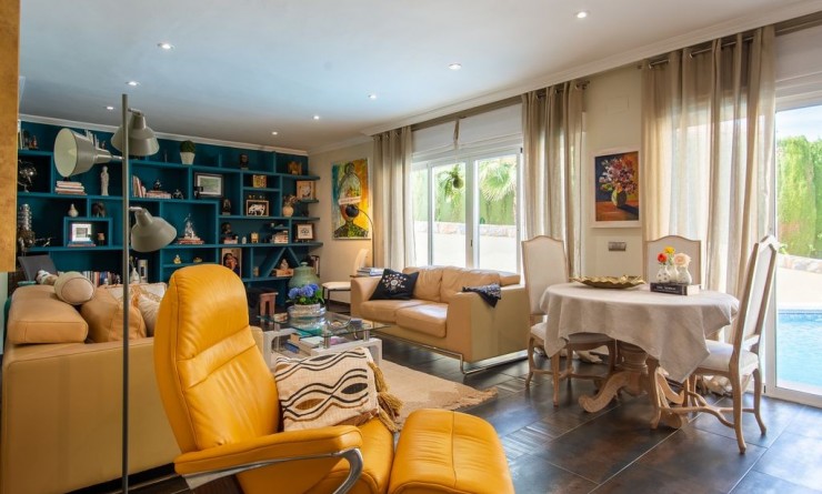 Sale - Villa - Algorfa