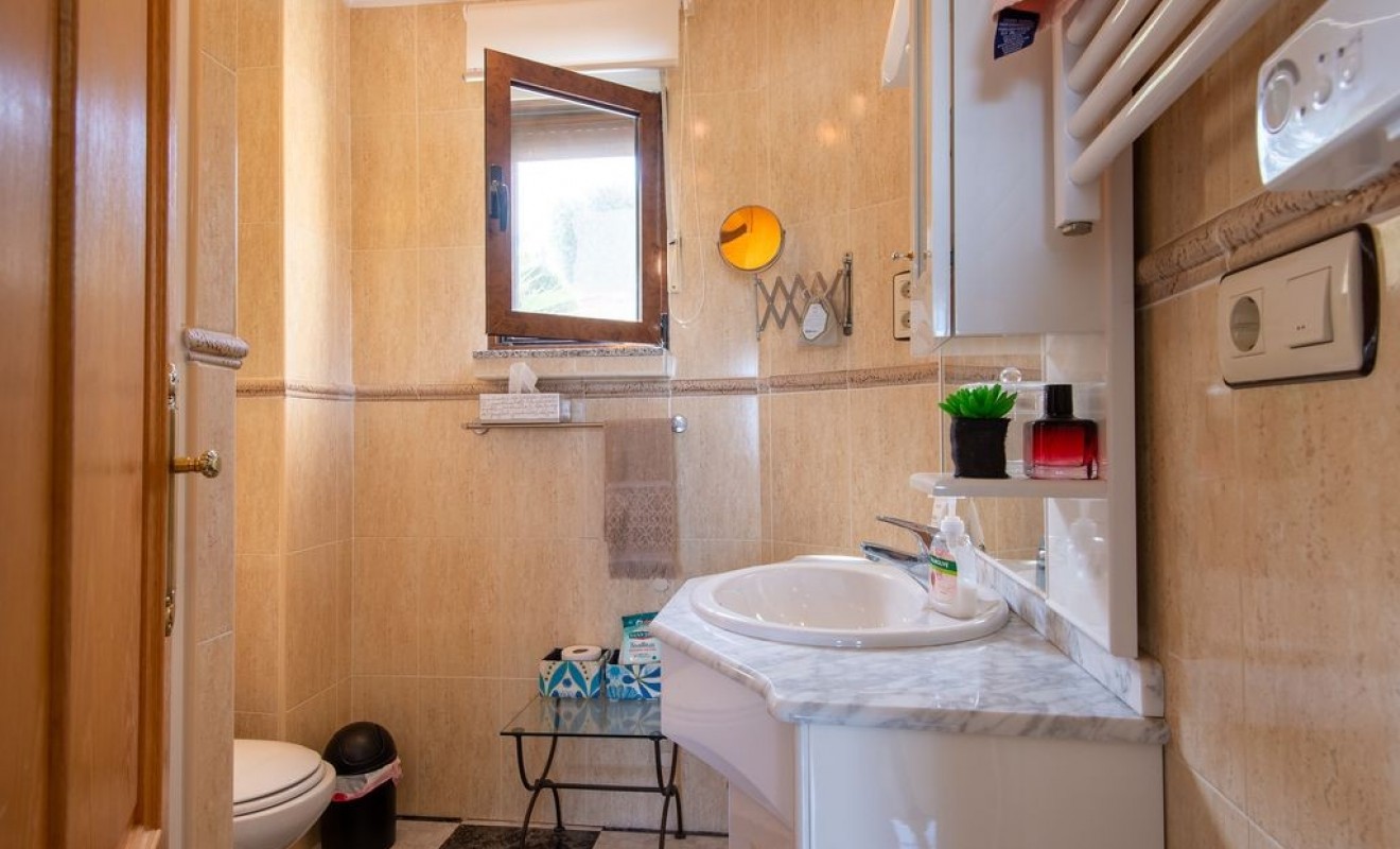 Sale - Villa - Algorfa