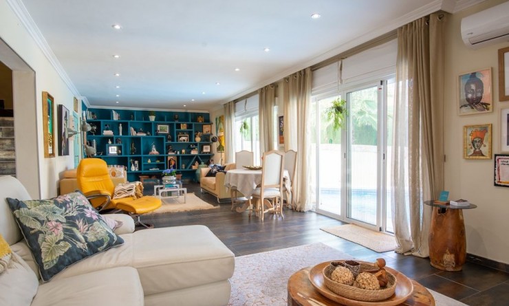 Sale - Villa - Algorfa