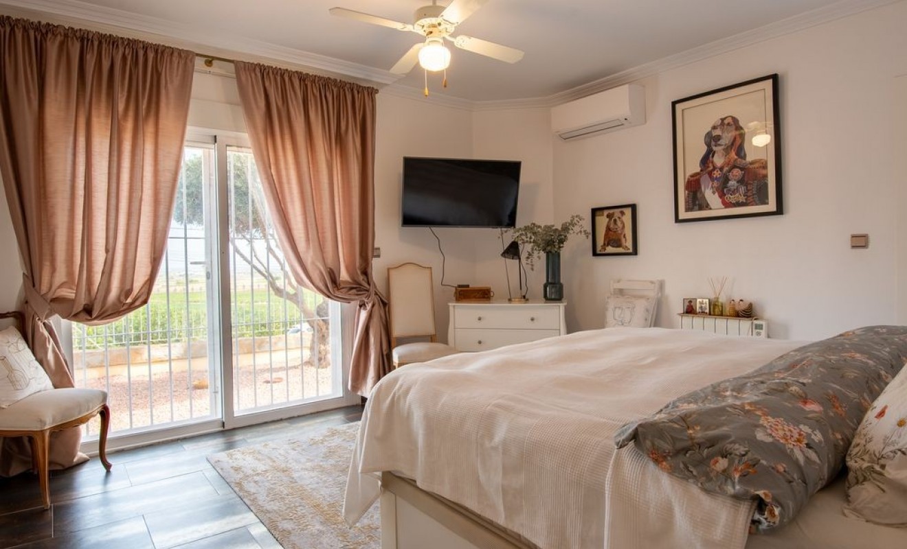 Sale - Villa - Algorfa