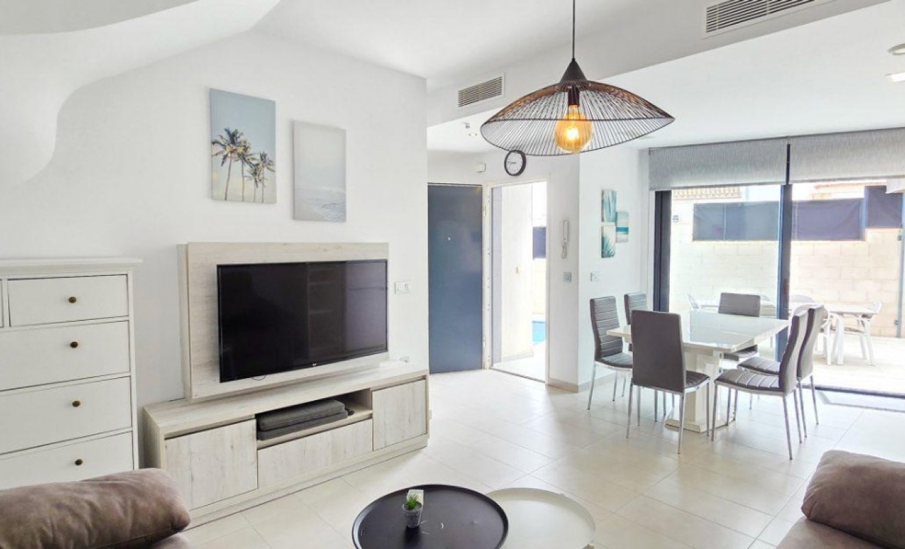 Sale - Villa - Orihuela Costa - Villamartín