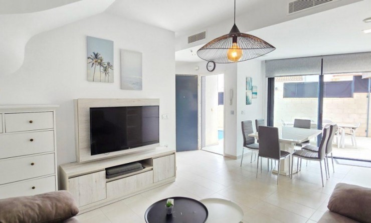 Sale - Villa - Orihuela Costa - Villamartín