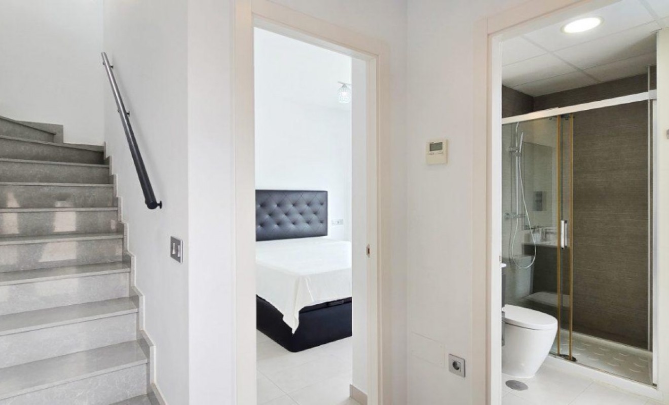 Sale - Villa - Orihuela Costa - Villamartín