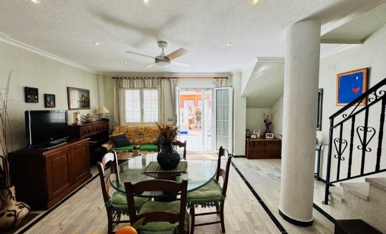 Sale - Apartment - La Mata