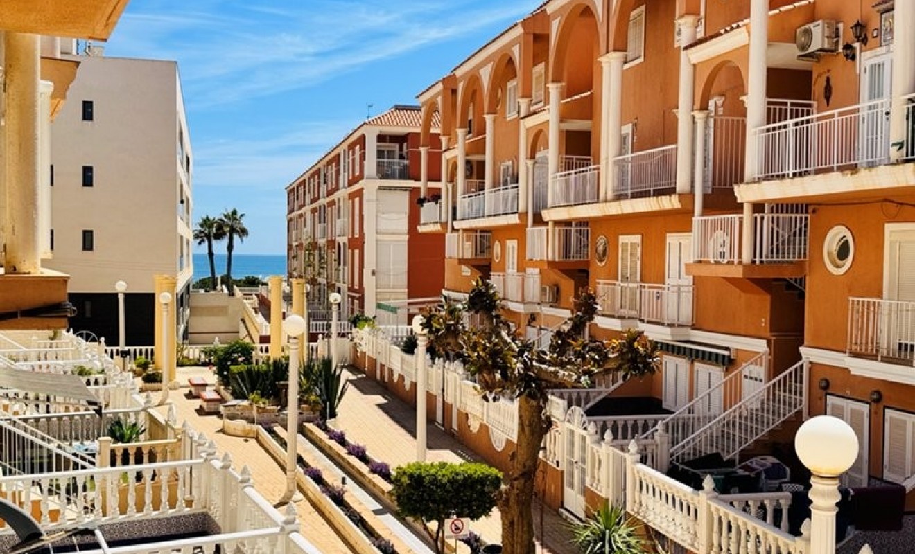 Sale - Apartment - La Mata