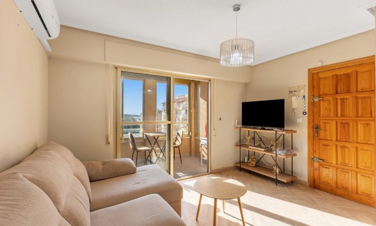Sale - Apartment - Torrevieja - La Mata