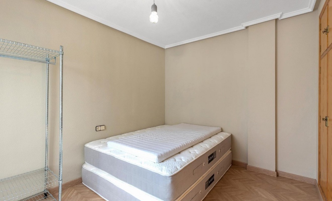 Sale - Apartment - Torrevieja - La Mata