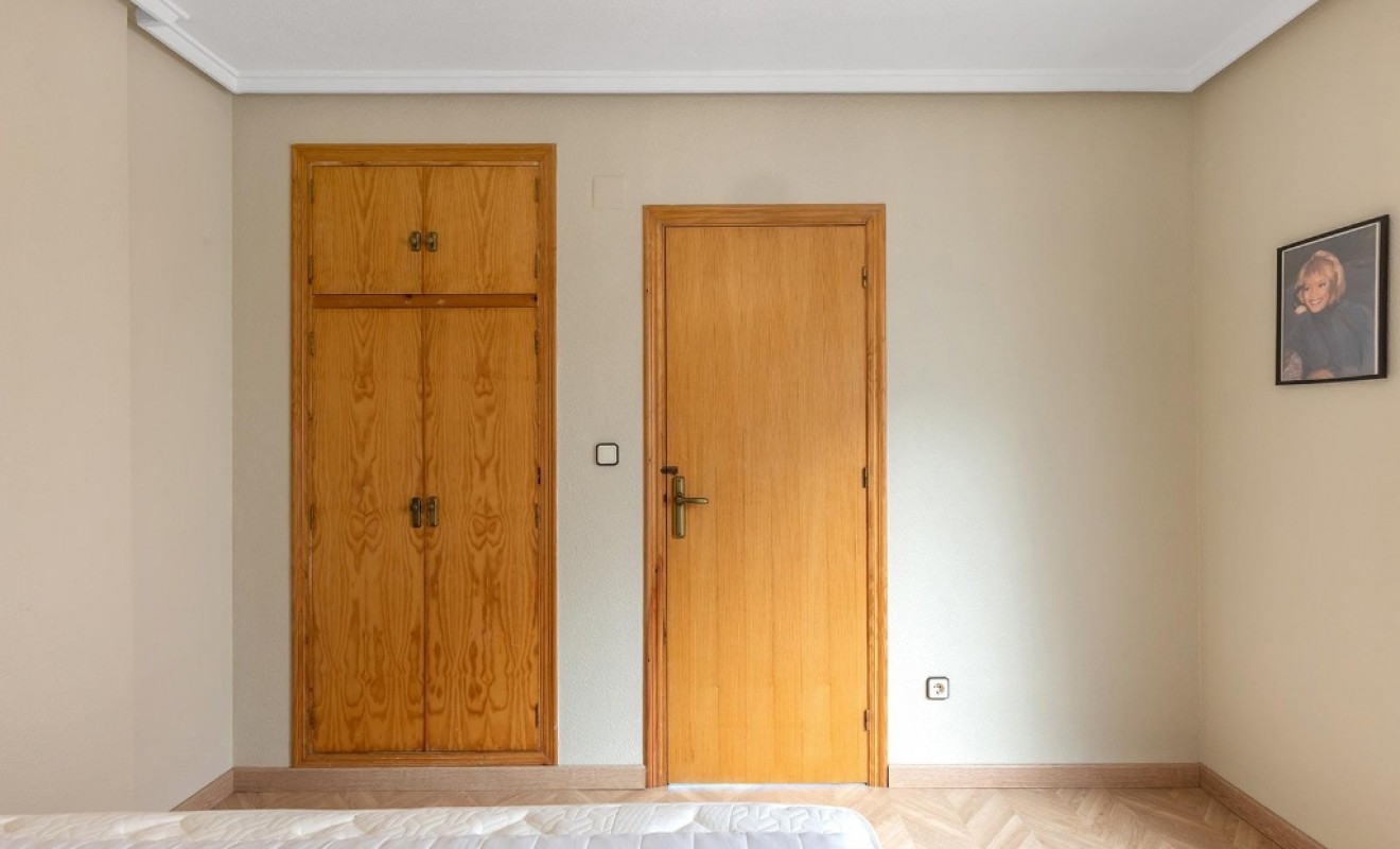 Sale - Apartment - Torrevieja - La Mata