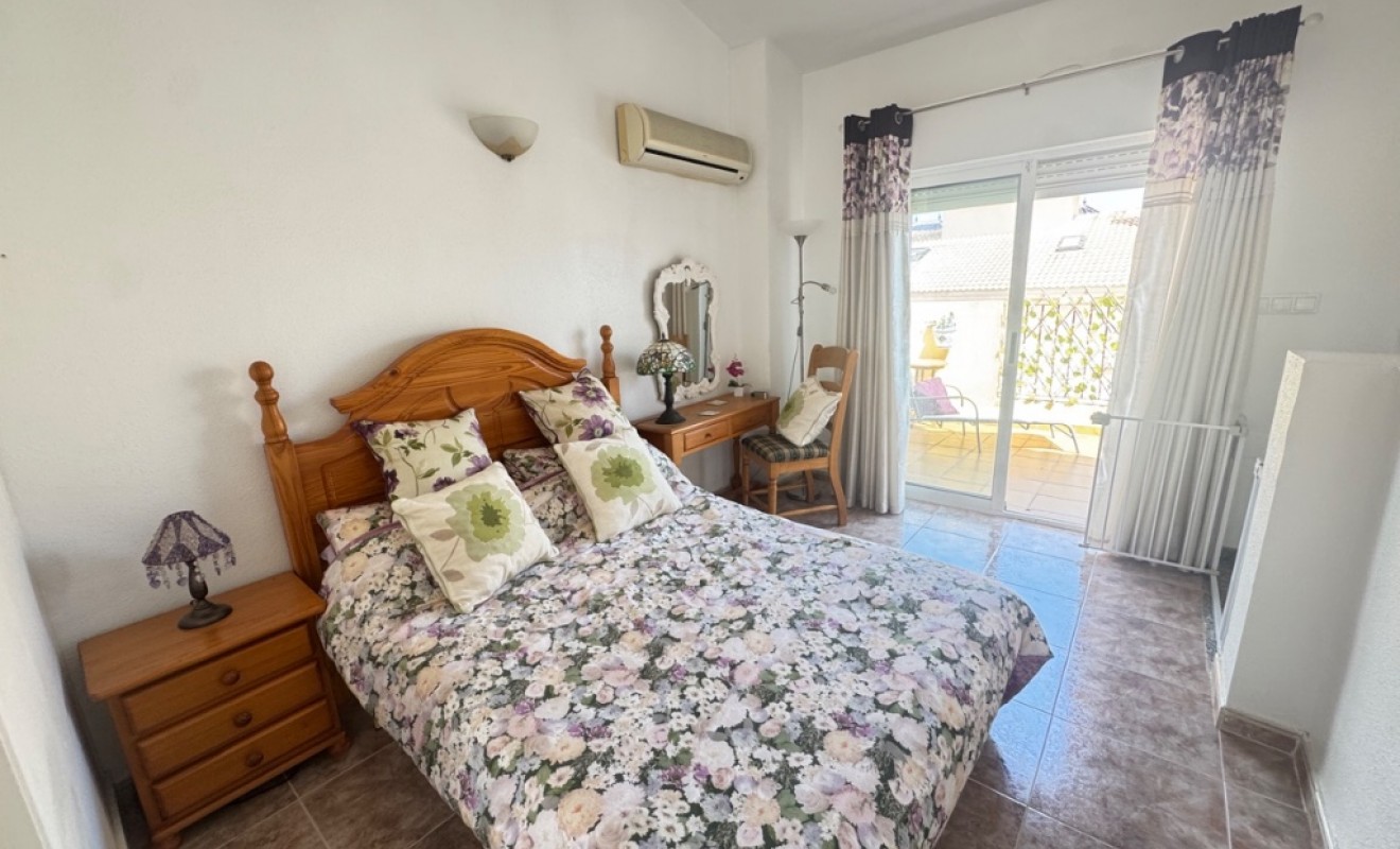 Sale - Townhouse - Orihuela Costa - Playa Flamenca