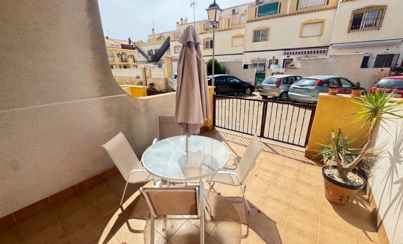 Sale - Townhouse - Orihuela Costa - Playa Flamenca