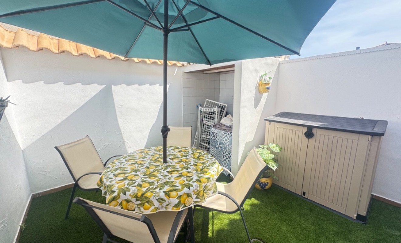 Sale - Townhouse - Orihuela Costa - Playa Flamenca