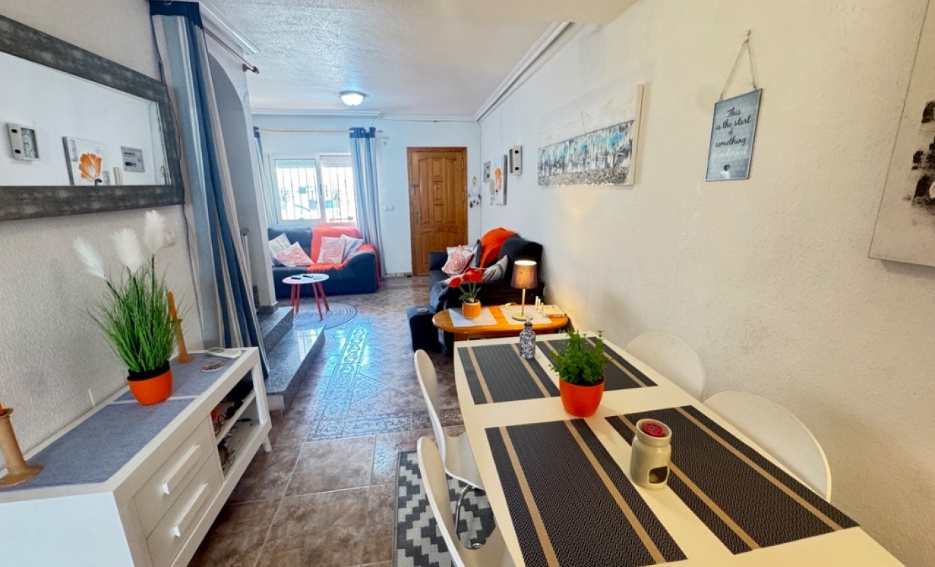 Sale - Townhouse - Orihuela Costa - Playa Flamenca