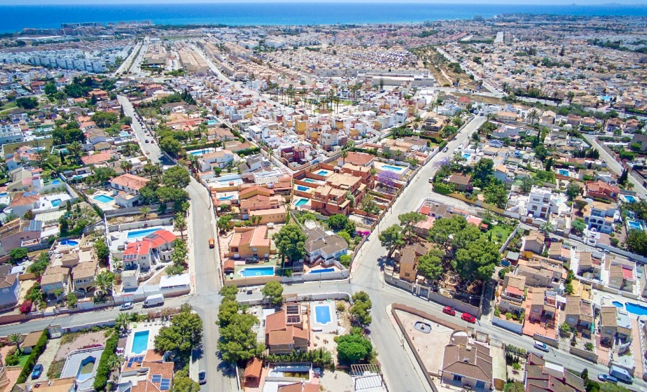 Wederverkoop - Land - Torrevieja - Los balcones