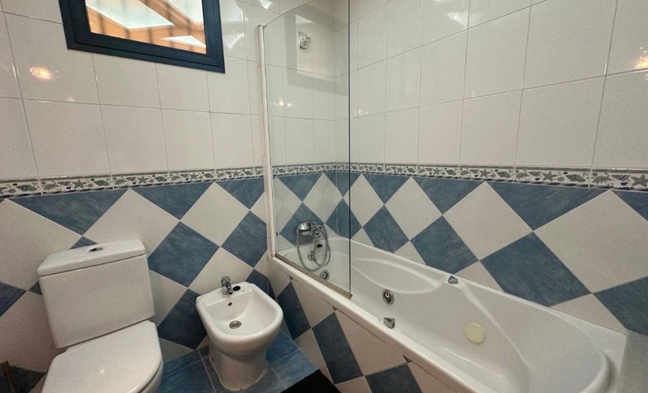 Sale - Apartment - Torrevieja - La veleta