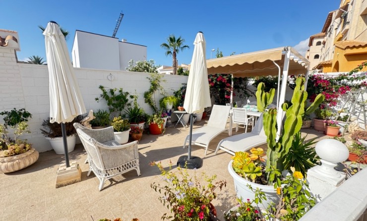 Sale - Villa - La Zenia