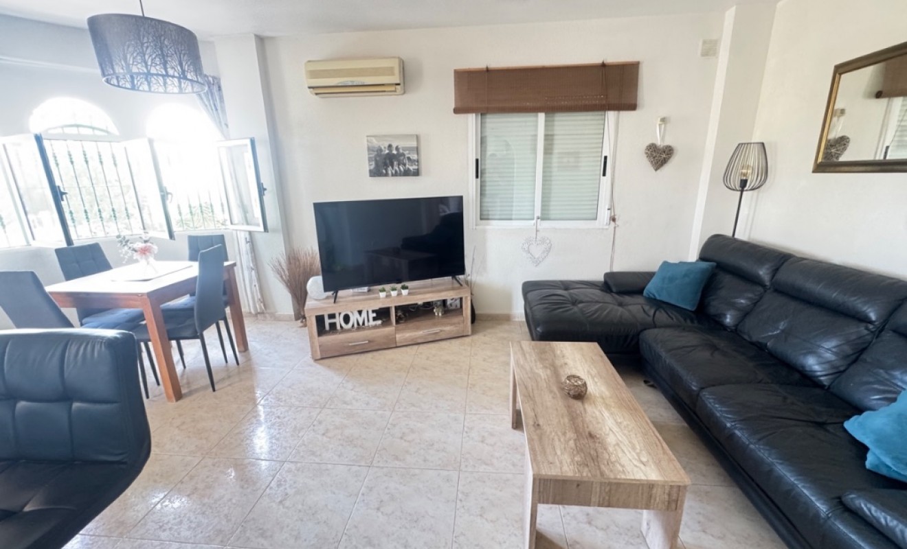 Sale - Villa - Orihuela Costa - Villamartín