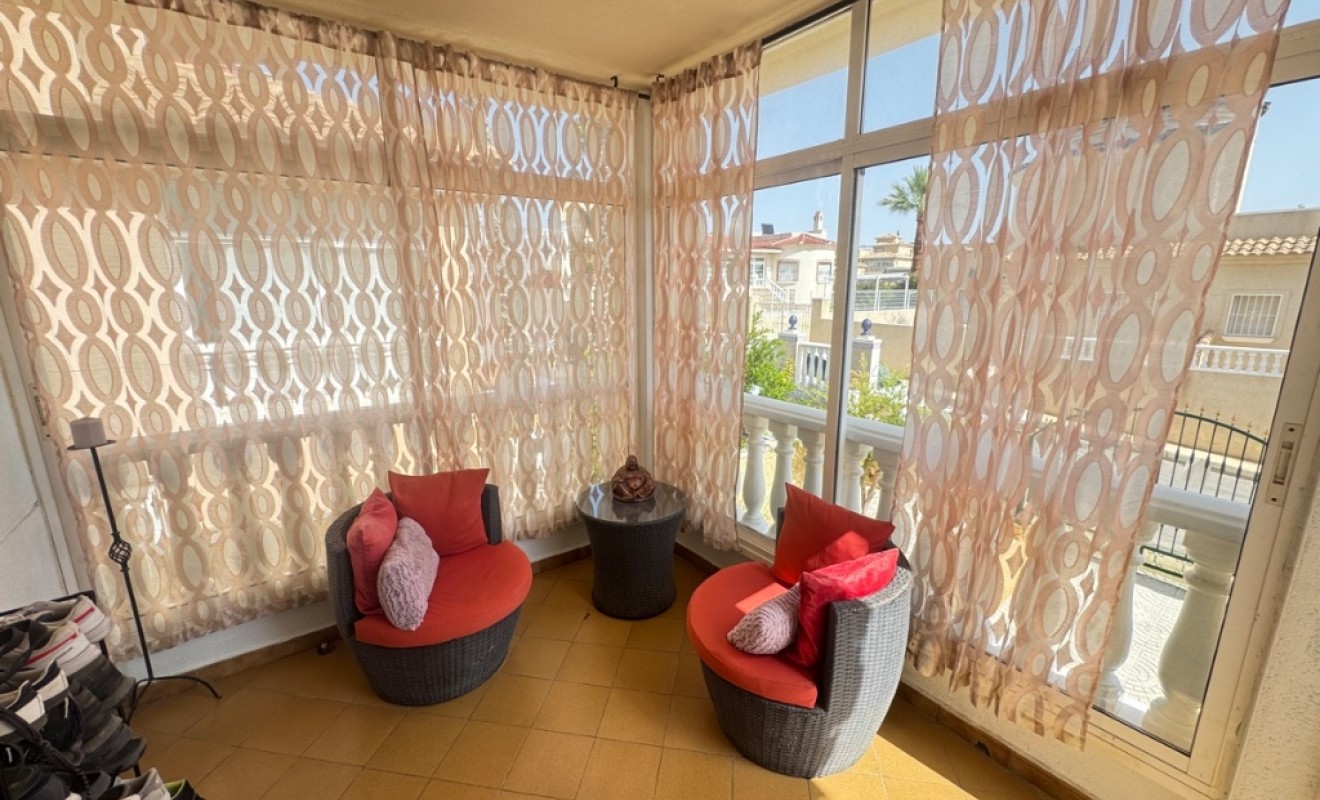 Sale - Villa - Orihuela Costa - Villamartín