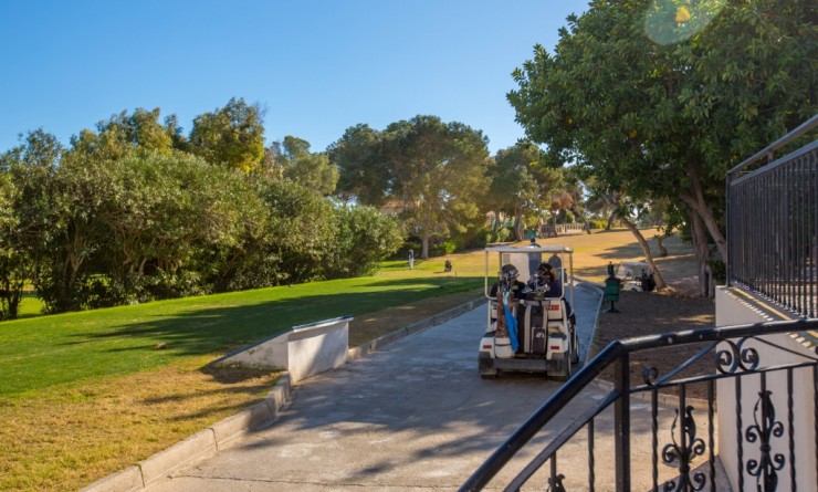 Sale - Villa - Orihuela Costa - Villamartín