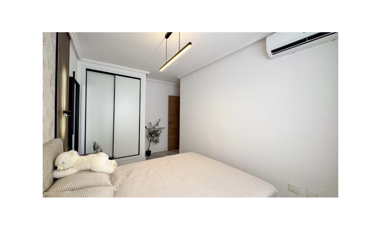 Wederverkoop - Appartement - Torrevieja - torrevieja