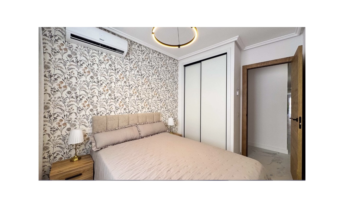 Wederverkoop - Appartement - Torrevieja - torrevieja