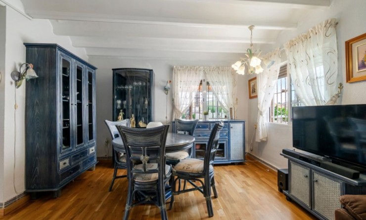 Sale - Villa - Orihuela Costa - Playa Flamenca