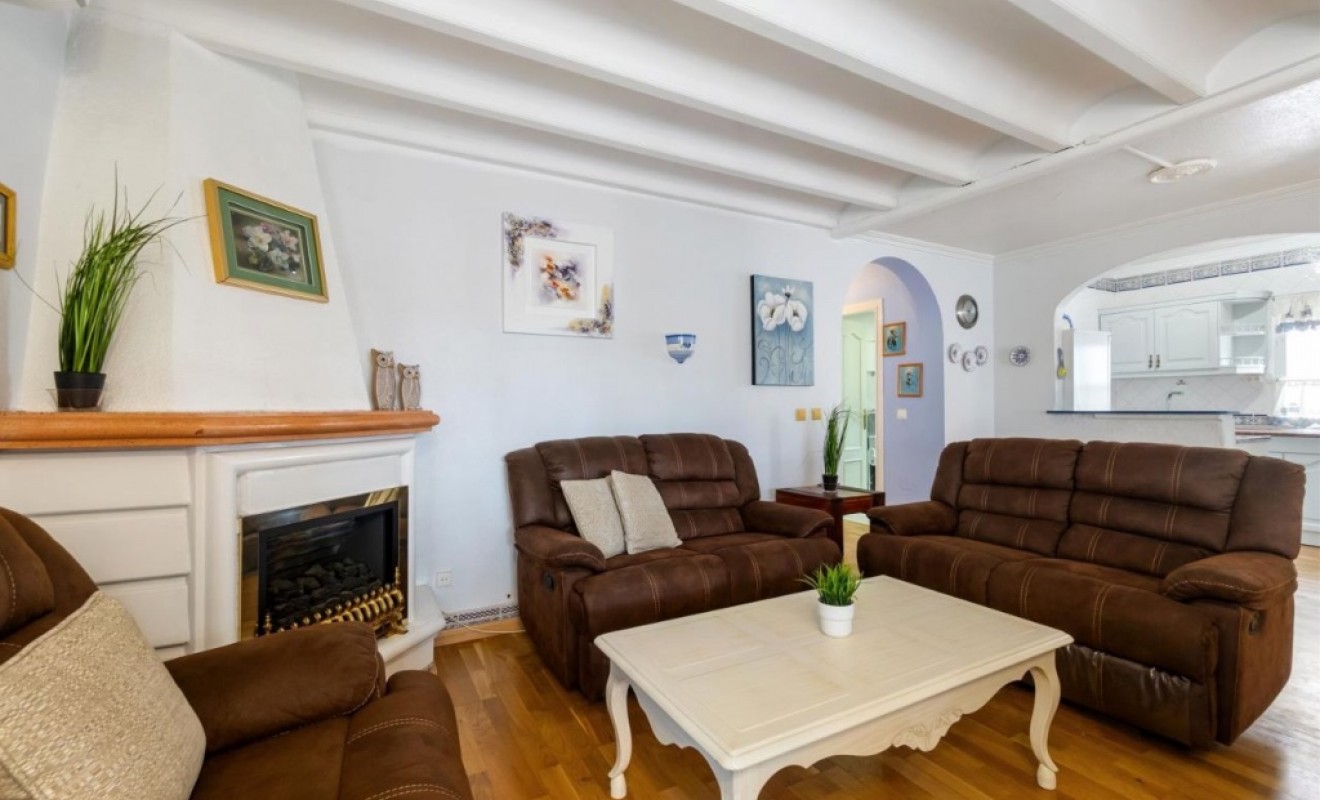 Sale - Villa - Orihuela Costa - Playa Flamenca