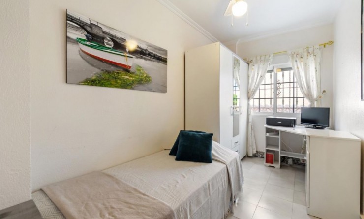 Sale - Villa - Orihuela Costa - Playa Flamenca