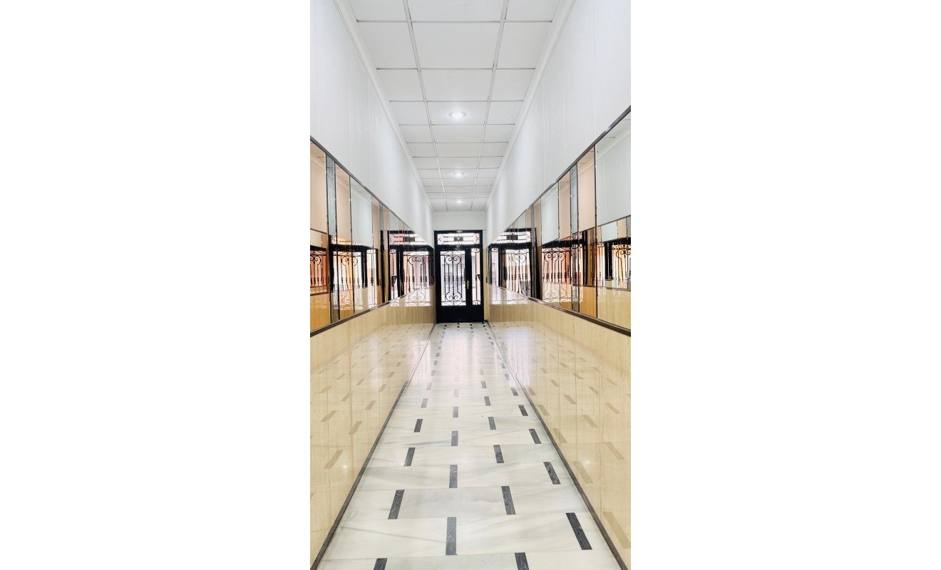 Revente - Appartement - Torrevieja - torrevieja