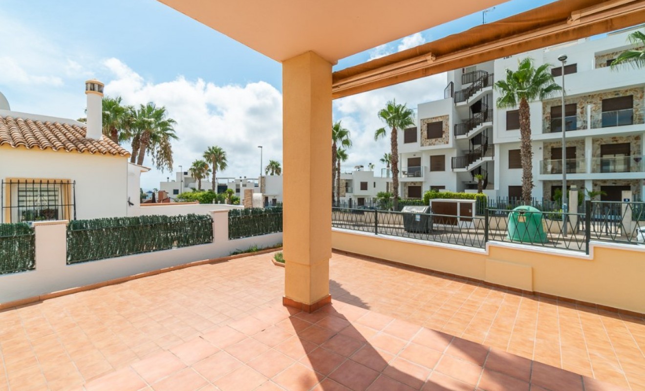 Sale - Villa - Orihuela Costa - Villamartín