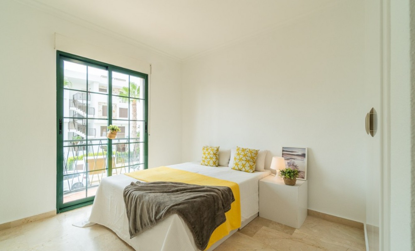 Sale - Villa - Orihuela Costa - Villamartín