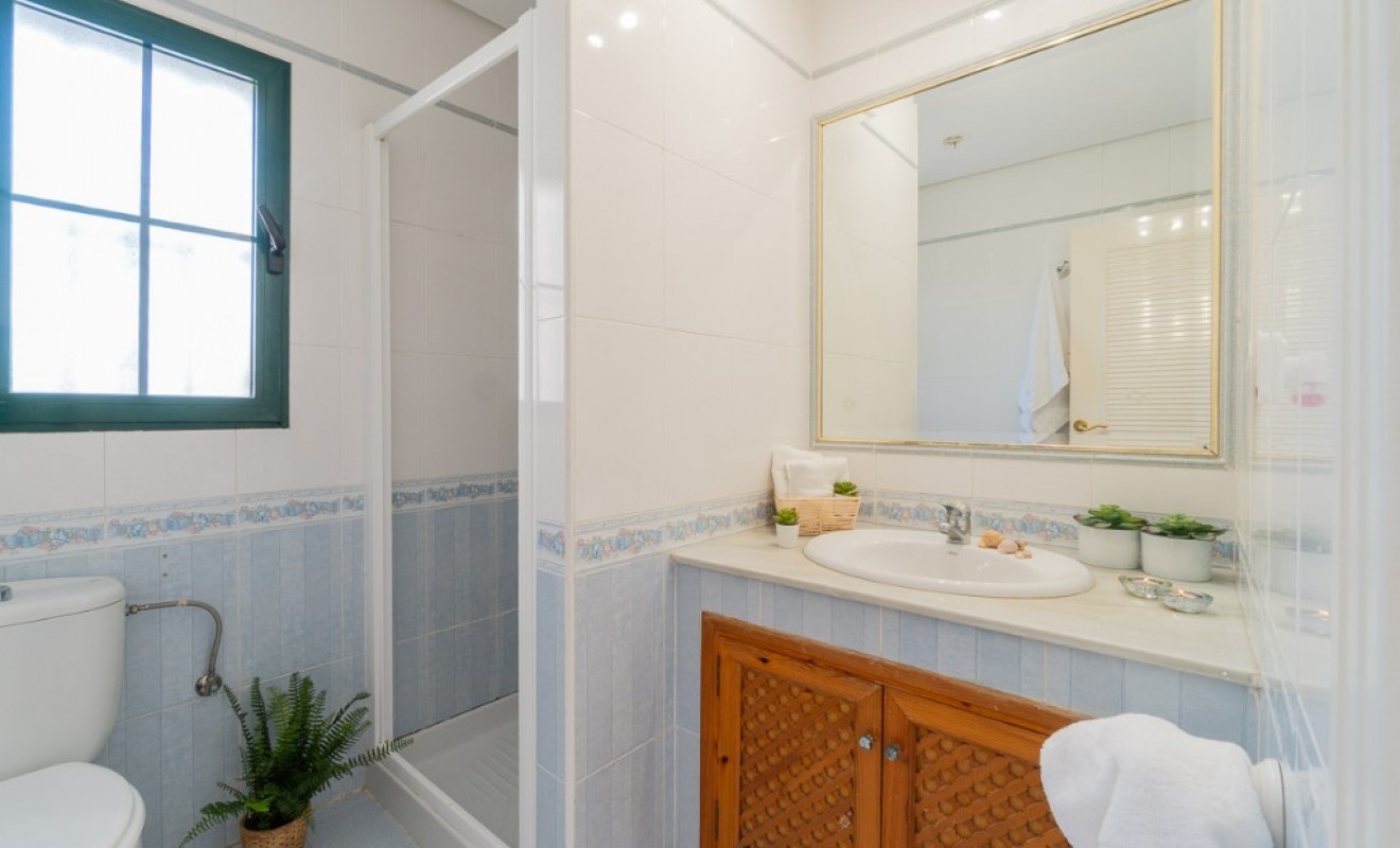 Sale - Villa - Orihuela Costa - Villamartín