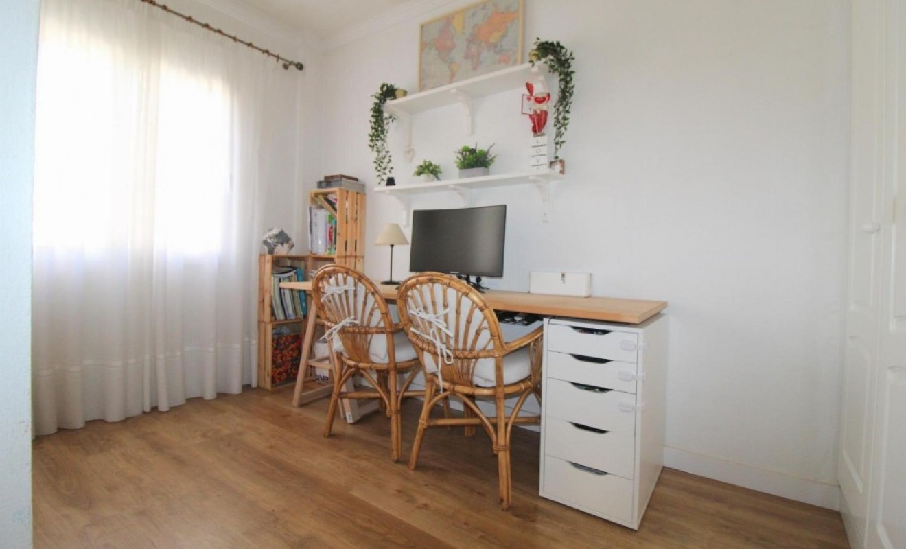 Sale - Apartment - Torrevieja - torrevieja