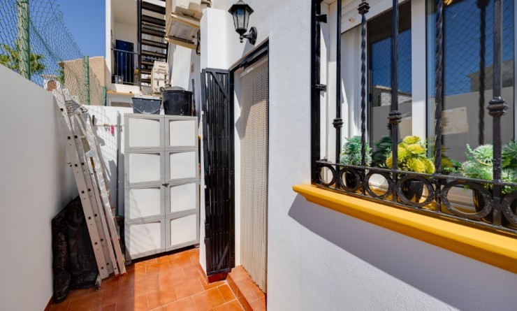 Wederverkoop - Herenhuis - Punta Prima