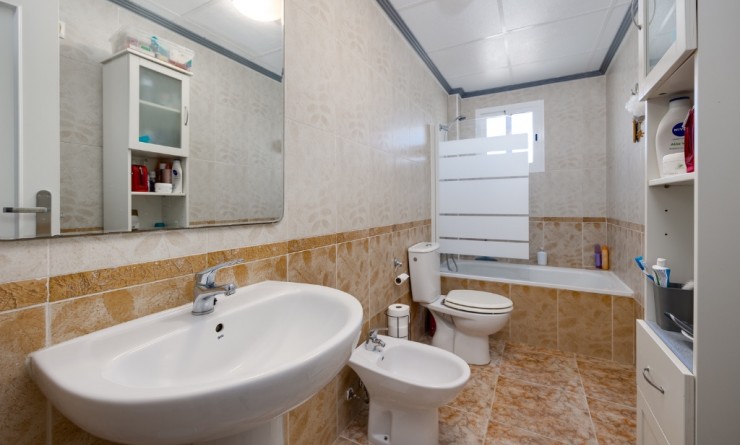 Wederverkoop - Herenhuis - Punta Prima