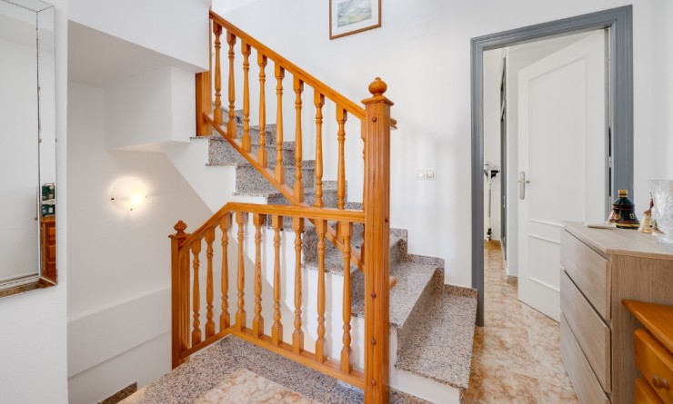 Wederverkoop - Herenhuis - Punta Prima