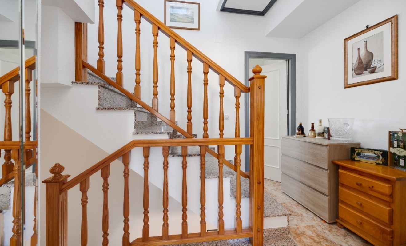 Wederverkoop - Herenhuis - Punta Prima