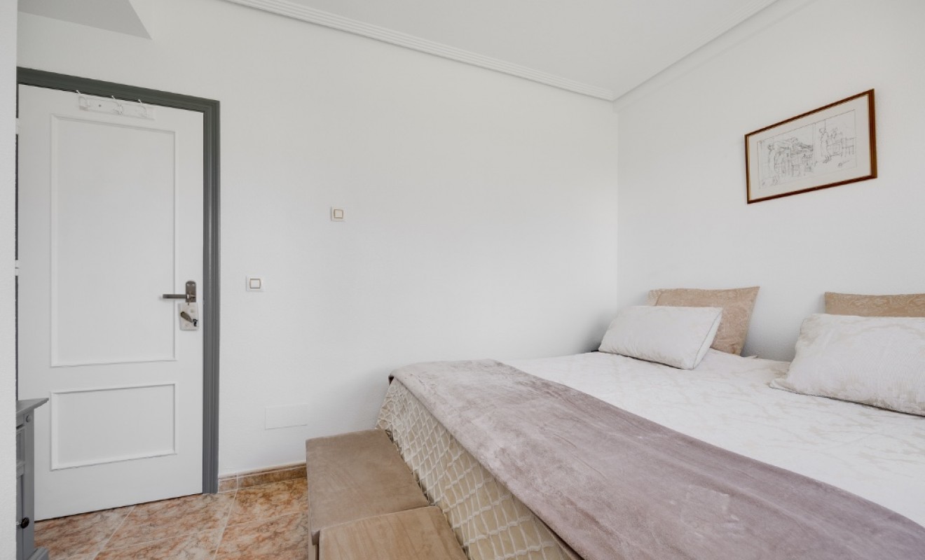 Wederverkoop - Herenhuis - Punta Prima