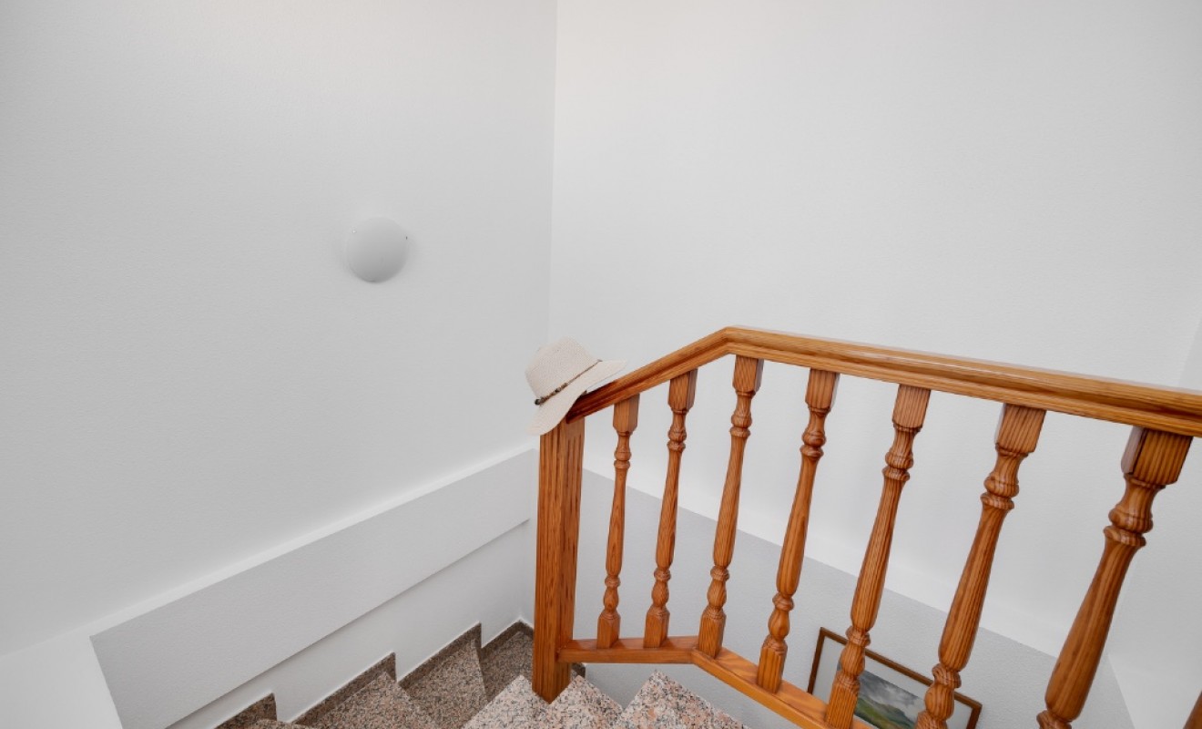 Wederverkoop - Herenhuis - Punta Prima