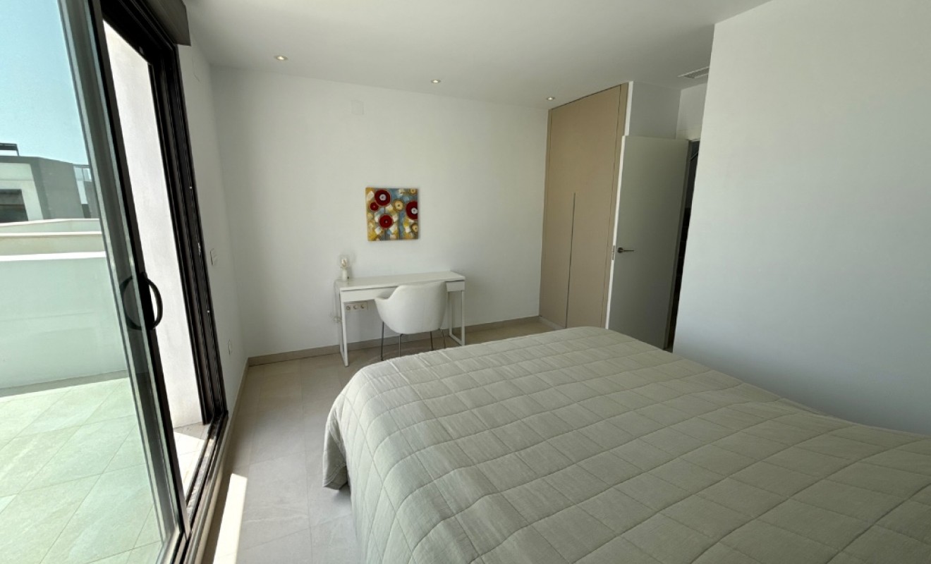 Sale - Apartment - Pilar de la Horadada - Mil Palmeras