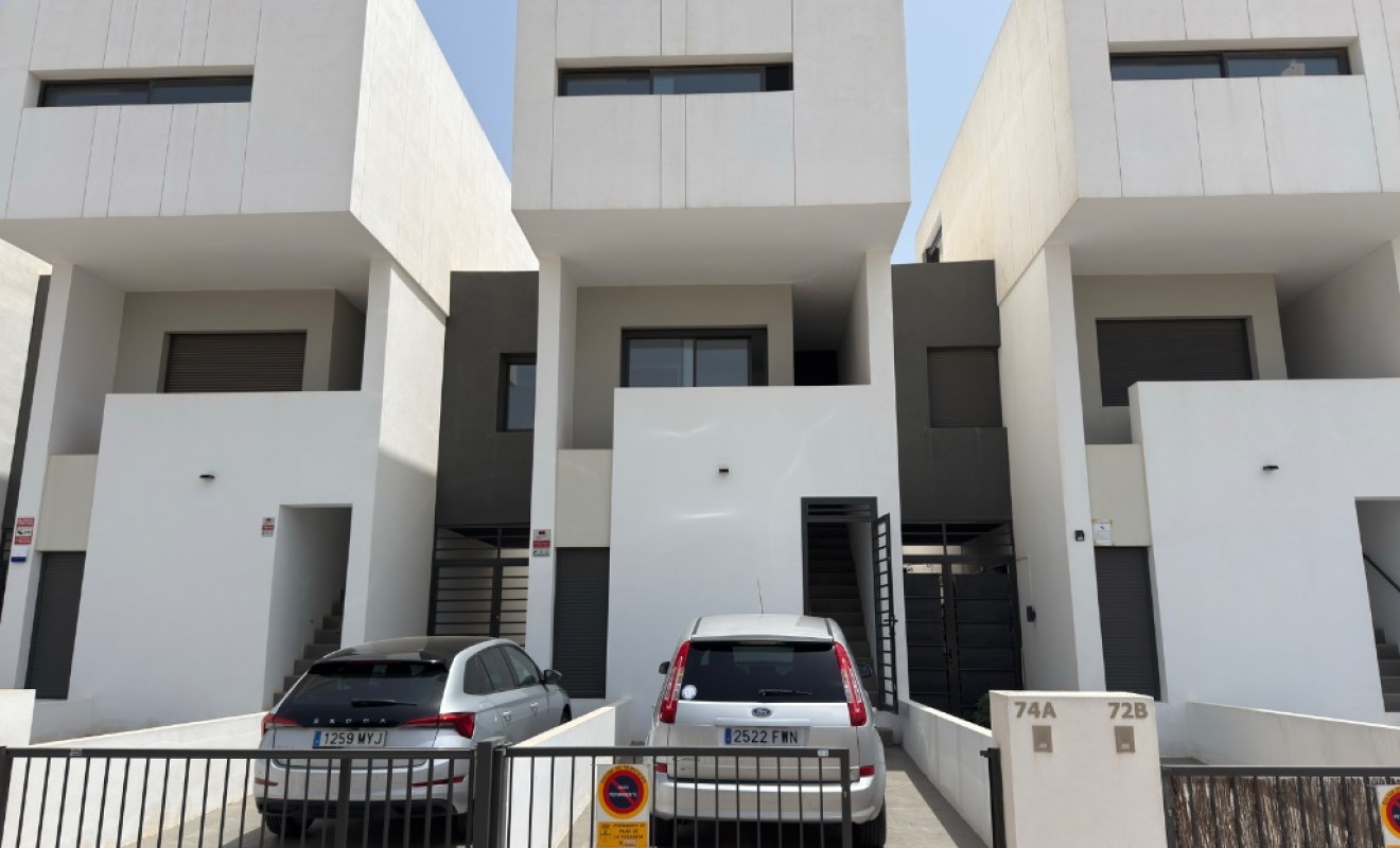 Sale - Apartment - Pilar de la Horadada - Mil Palmeras